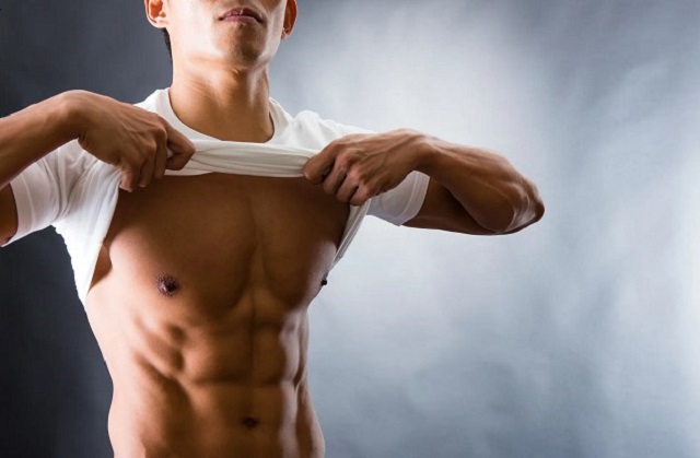 セクシーなマッチョ