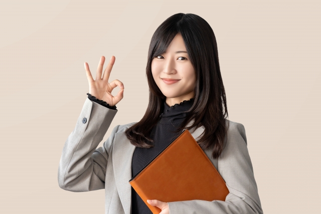 笑顔の女性