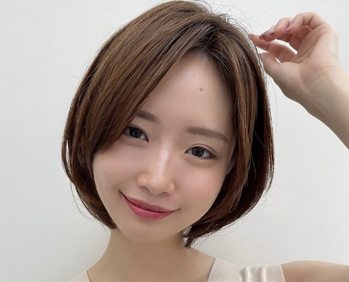 小顔の女性
