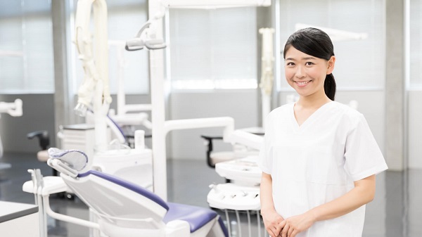 清潔感がある歯科助手