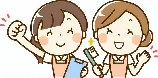 笑顔が素敵な歯科助手